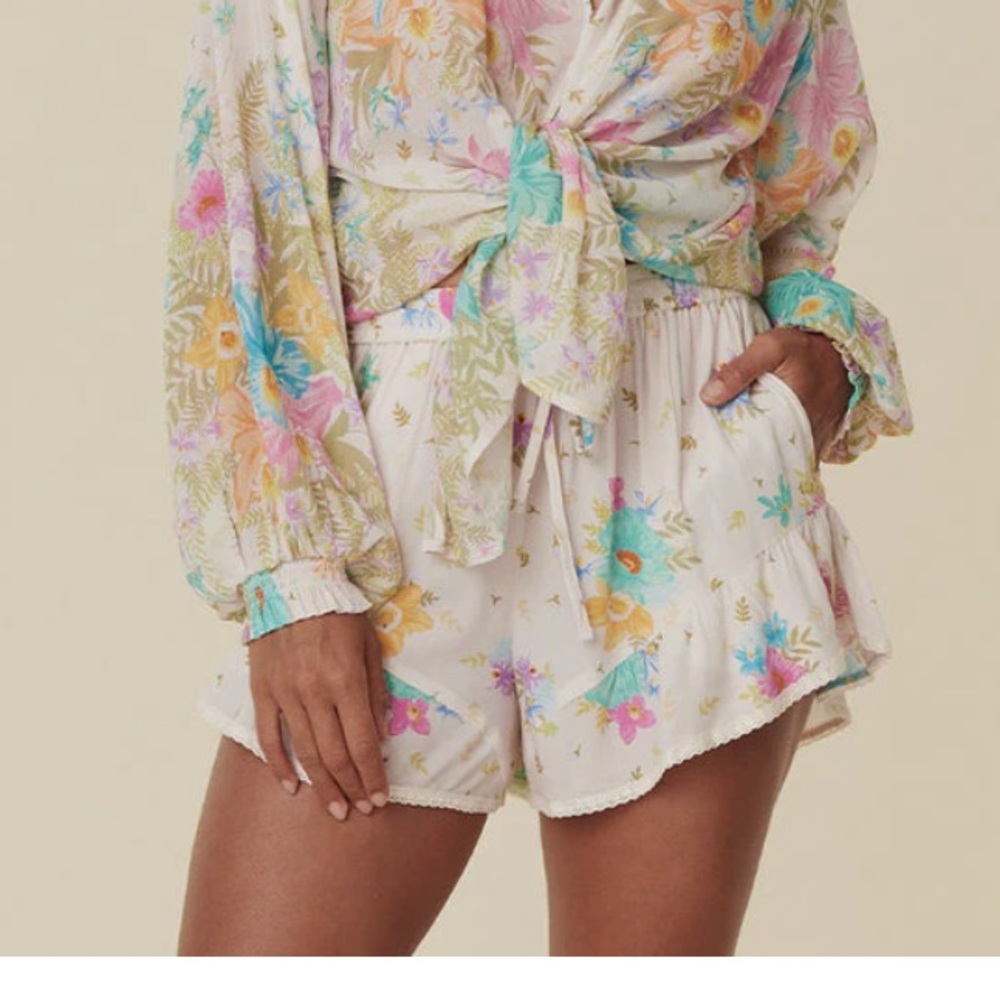 BNWT lei lei shorts xs